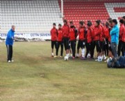 Maç Saatini Bekliyorlar