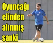 Oyuncağı elinden alınmış sanki