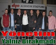 Yönetim Yalnız Bırakmadı.